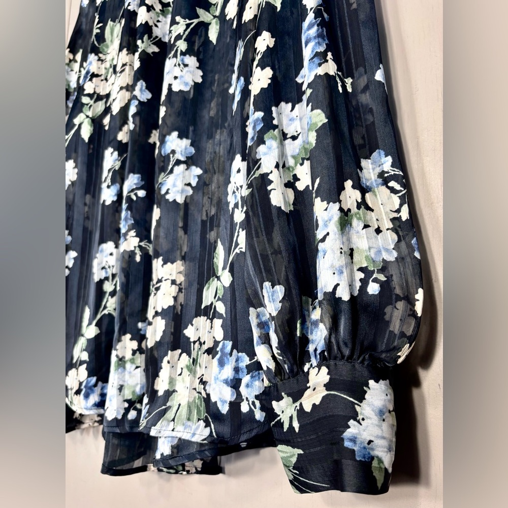 H&M Navy Floral Sheer Blouse - Picture 6 of 10